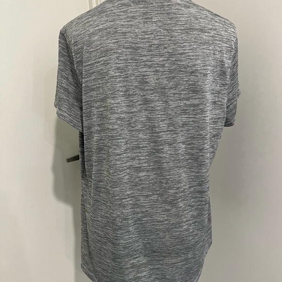 Grey T-shirt - Picture 2 of 2